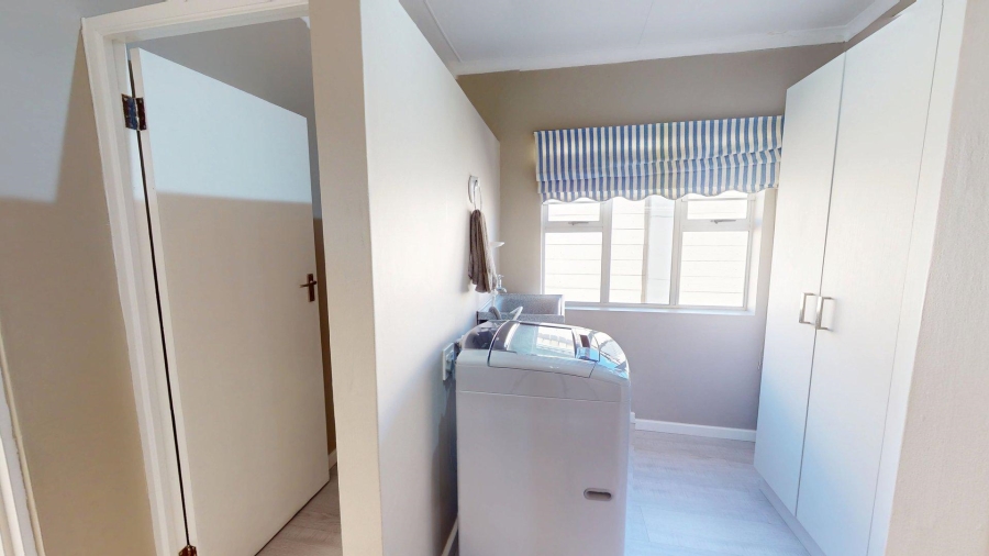 8 Bedroom Property for Sale in Colchester Eastern Cape